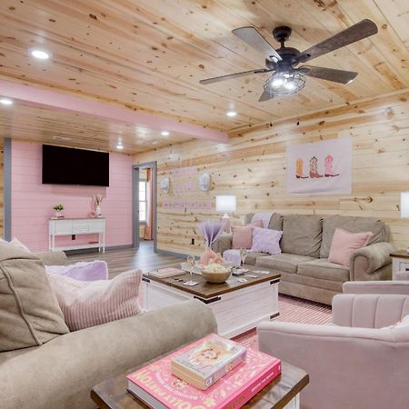 Pink Pines Avantstay Luxury Aesthetic Dream Home Indoor Pool Hot Tub Pigeon Forge Eksteriør bilde