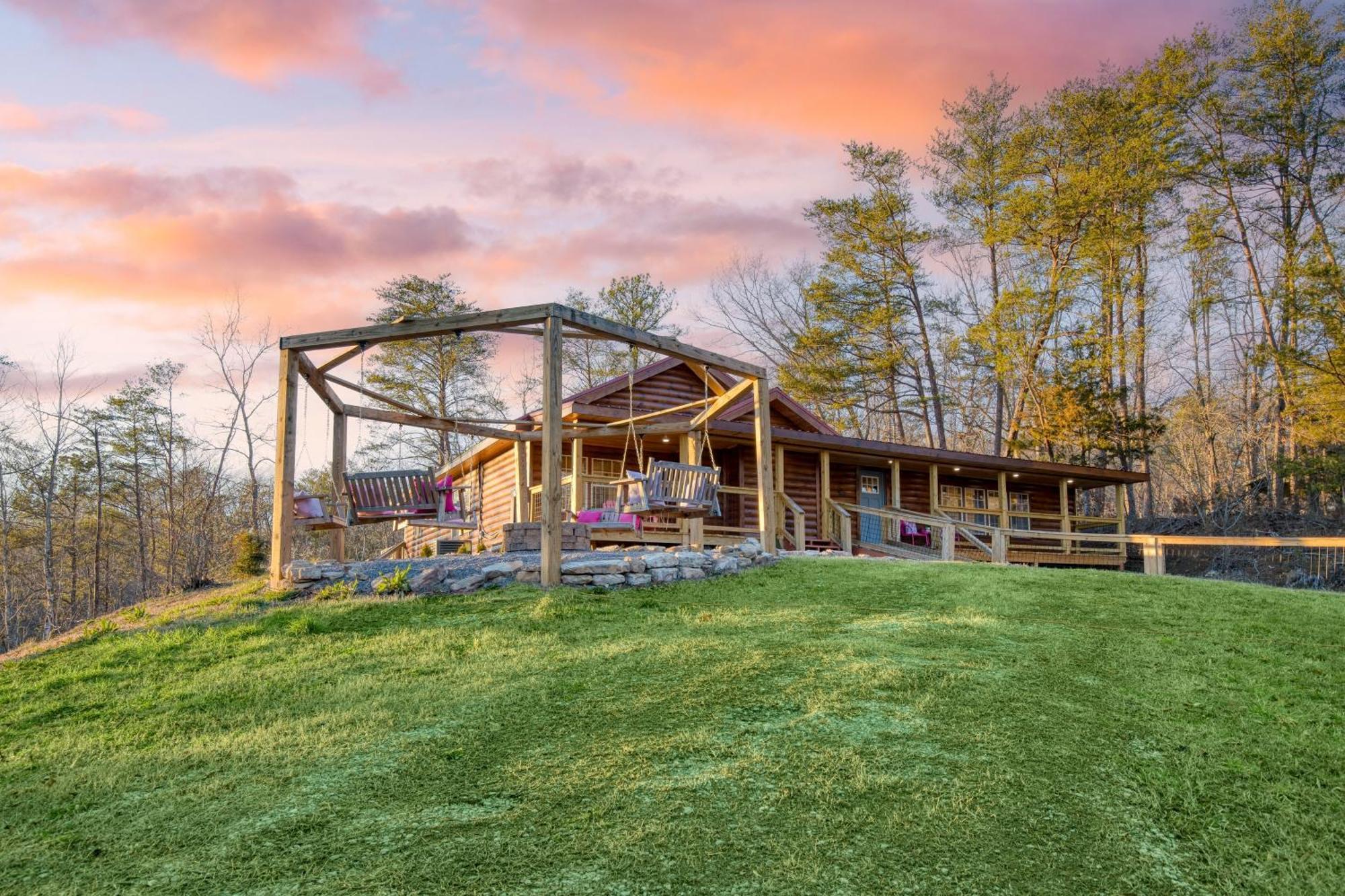 Pink Pines Avantstay Luxury Aesthetic Dream Home Indoor Pool Hot Tub Pigeon Forge Eksteriør bilde