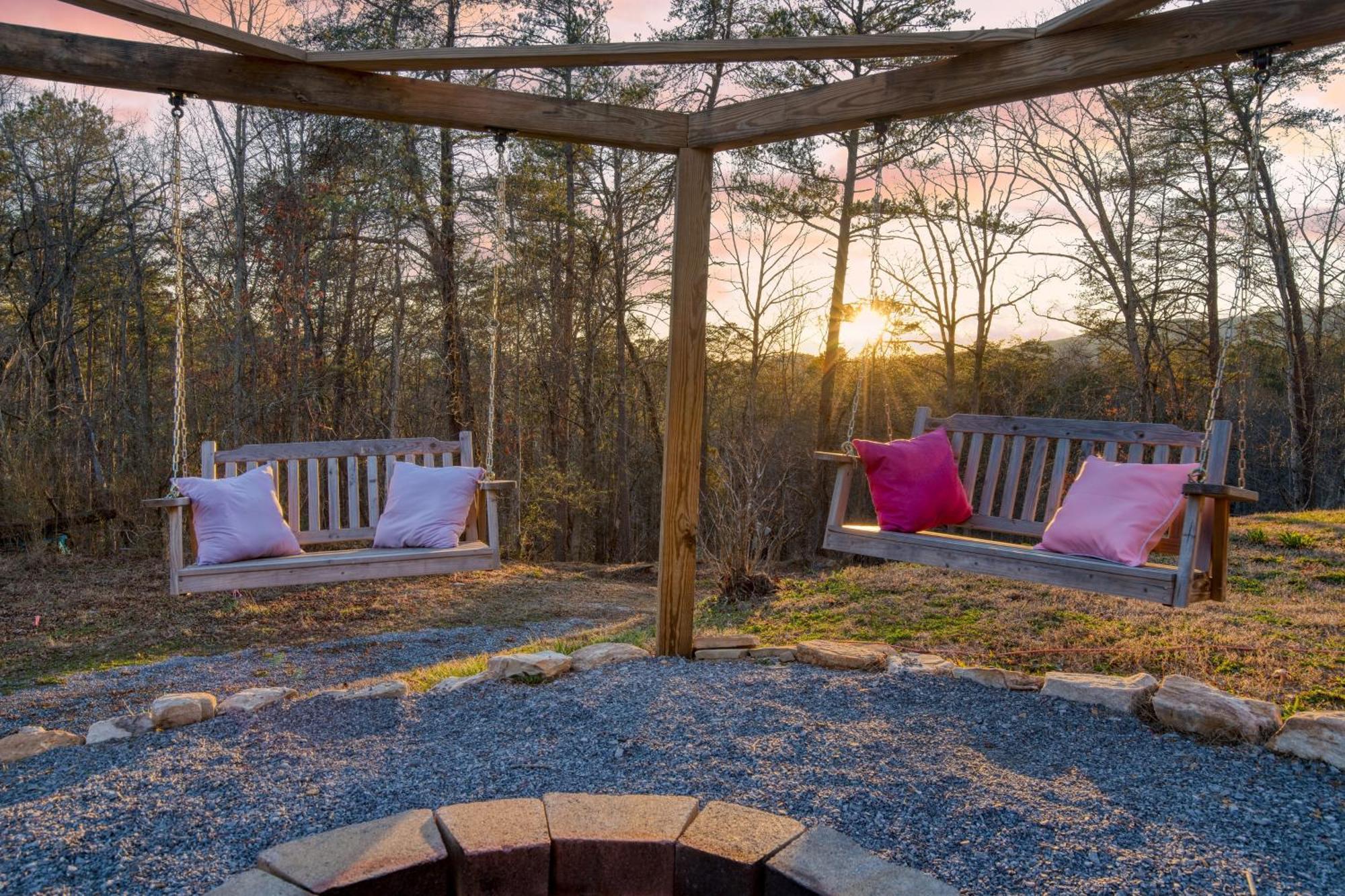 Pink Pines Avantstay Luxury Aesthetic Dream Home Indoor Pool Hot Tub Pigeon Forge Eksteriør bilde