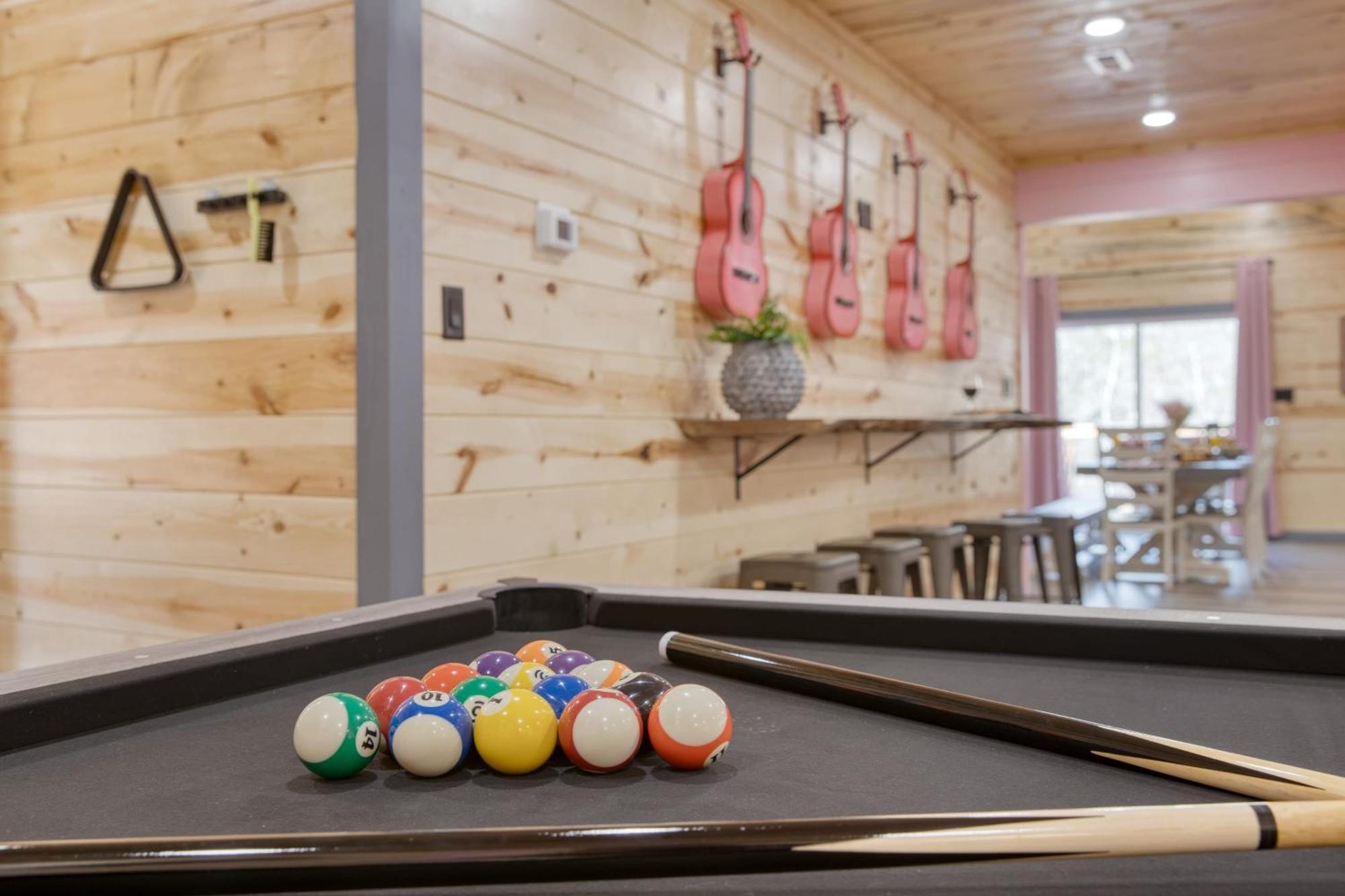 Pink Pines Avantstay Luxury Aesthetic Dream Home Indoor Pool Hot Tub Pigeon Forge Eksteriør bilde
